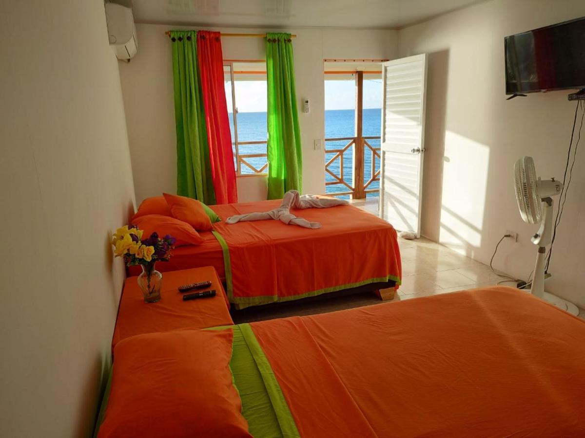 Cabanas Mister Mac Fresh Water Bay Екстериор снимка