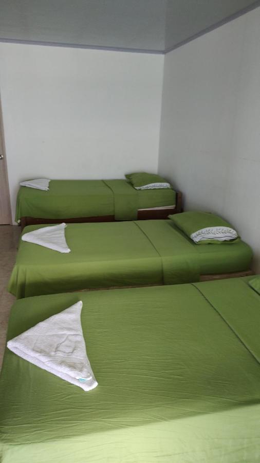 Cabanas Mister Mac Fresh Water Bay Екстериор снимка